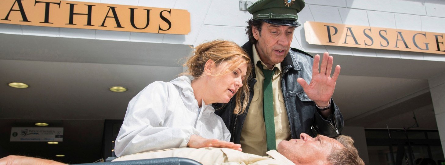 Hubert und Staller am Rathaus, © ARD/TMG/Marco Meenen Hubert und Staller am Rathaus, © ARD/TMG/Marco Meenen