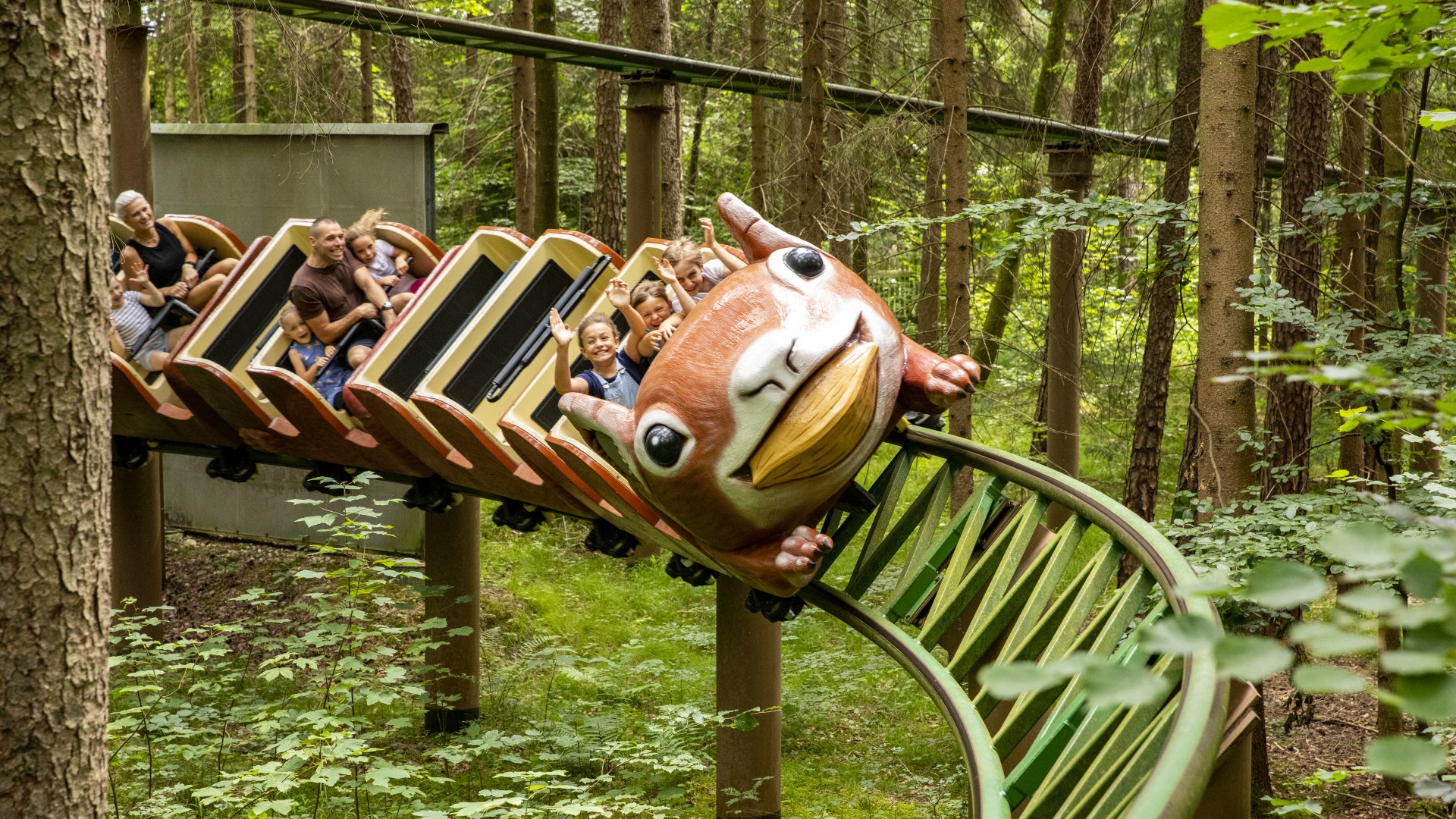 Die Eichhörnchenbahn im Märchenwald in Wolfratshausen, © Stadt Wolfratshausen, Fotograf: Adrian Greiter Die Eichhörnchenbahn im Märchenwald in Wolfratshausen, © Stadt Wolfratshausen, Fotograf: Adrian Greiter