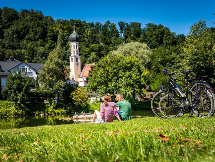Alte Flo&szlig;l&auml;nde mit Blick auf die Stadt, &copy; Unbekannt