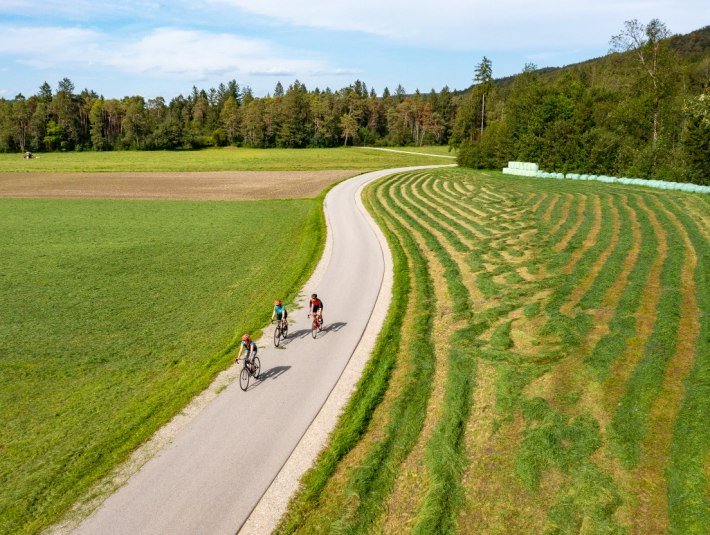 Radeln in der Pupplinger Au, &copy; Unbekannt