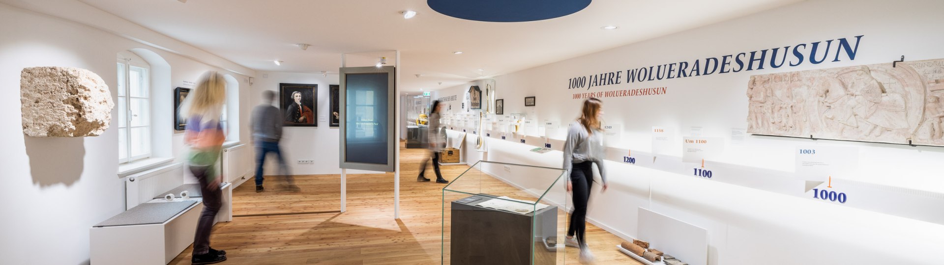 Der Zeitstrahl im Museum zeigt 1000 Jahre der Geschichte von Wolfratshausen, © Stadt Wolfratshausen, Adrian Greiter