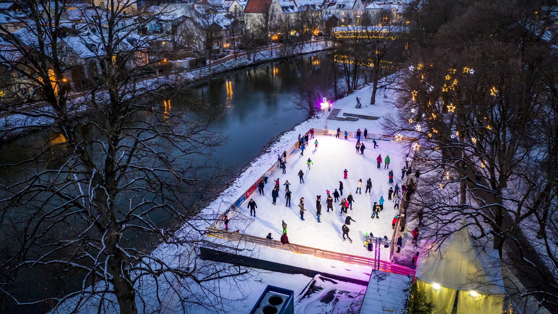 Eislaufen und Eisstockschießen in Wolfratshausen, © Adrian Greiter