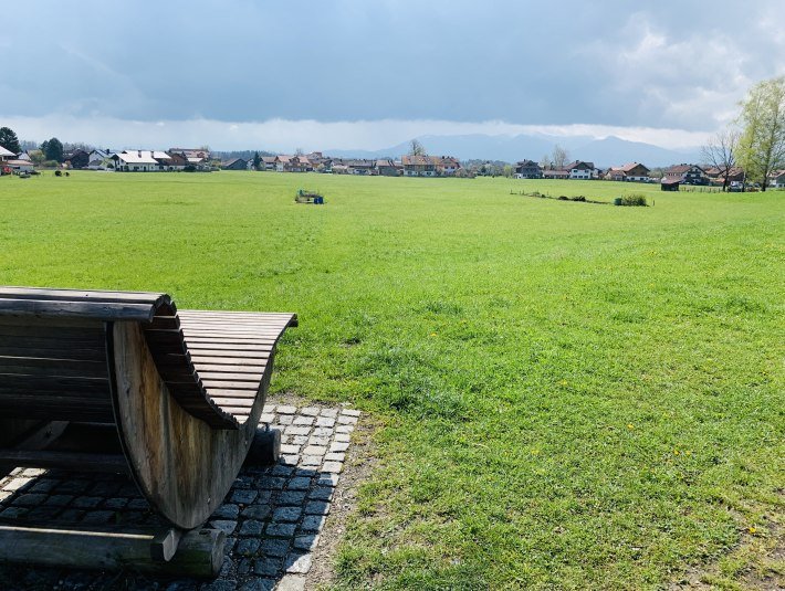 Blick auf Beuerberg, © Stadt Wolfratshausen, Fotografin: Paulina Kisselbach