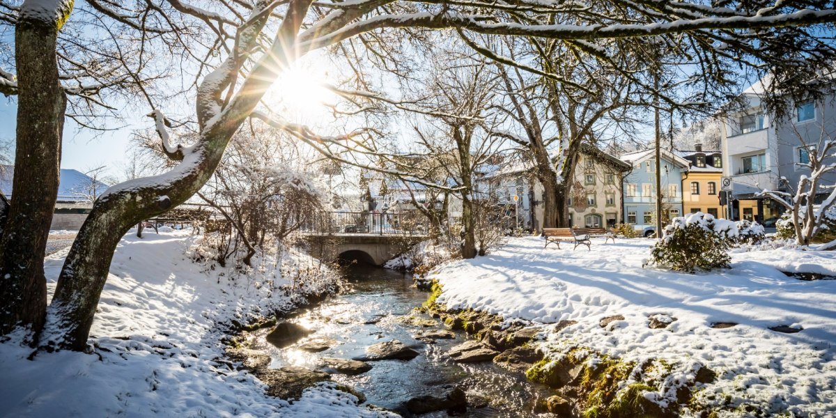 Kleiner Japanischer Garten im Winter, &copy; Unbekannt